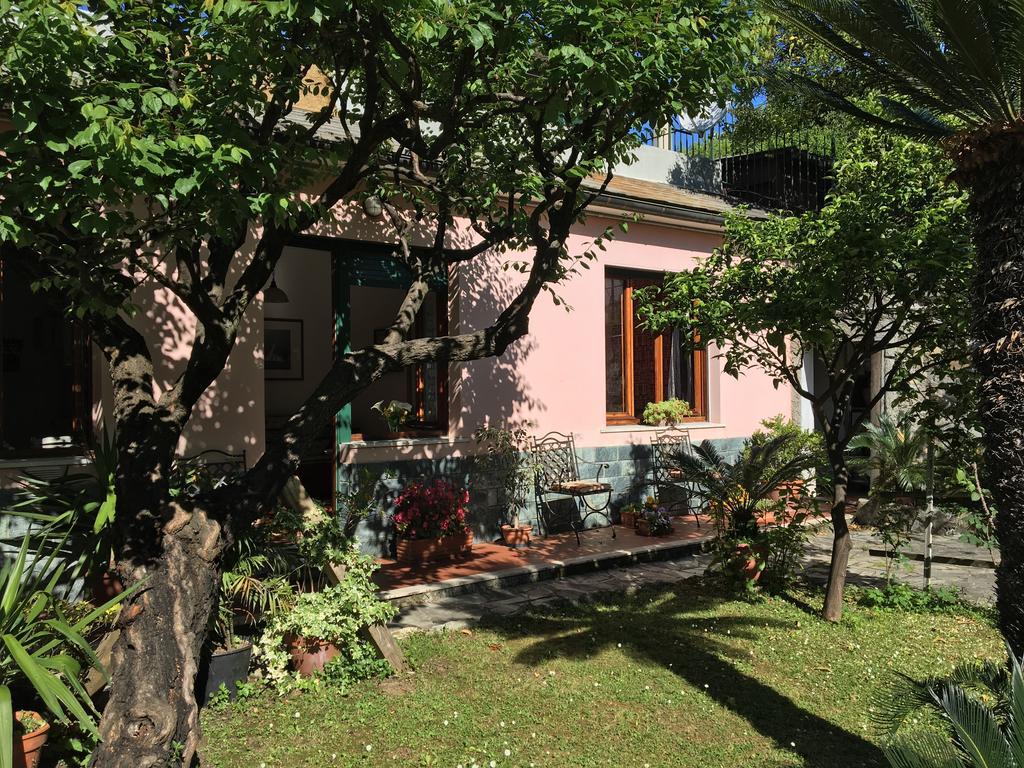 Casa Tra Il Verde E Il Blu Genoa Exterior photo